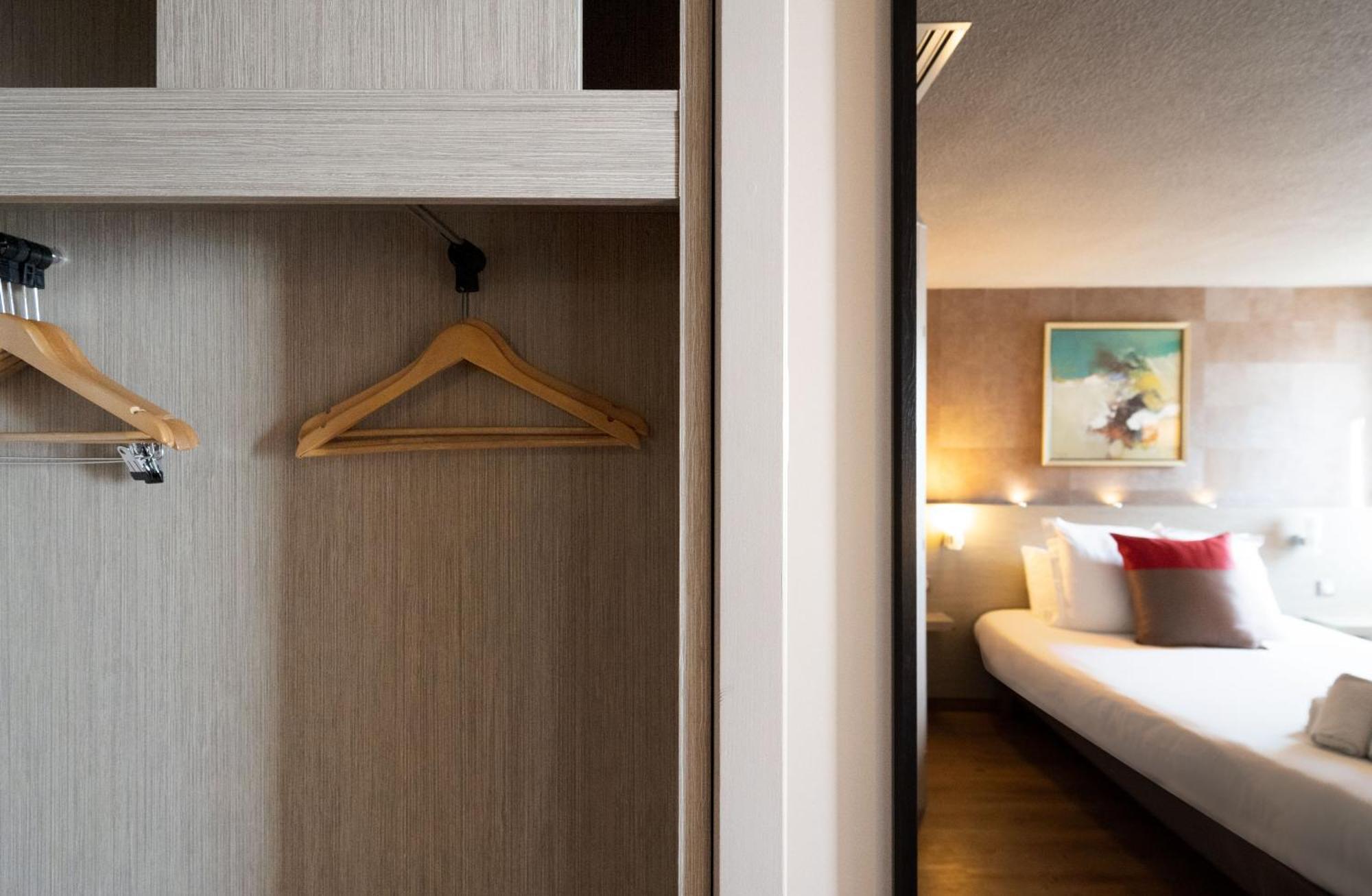 Best Western L'Atelier 117 Мобеж Екстер'єр фото