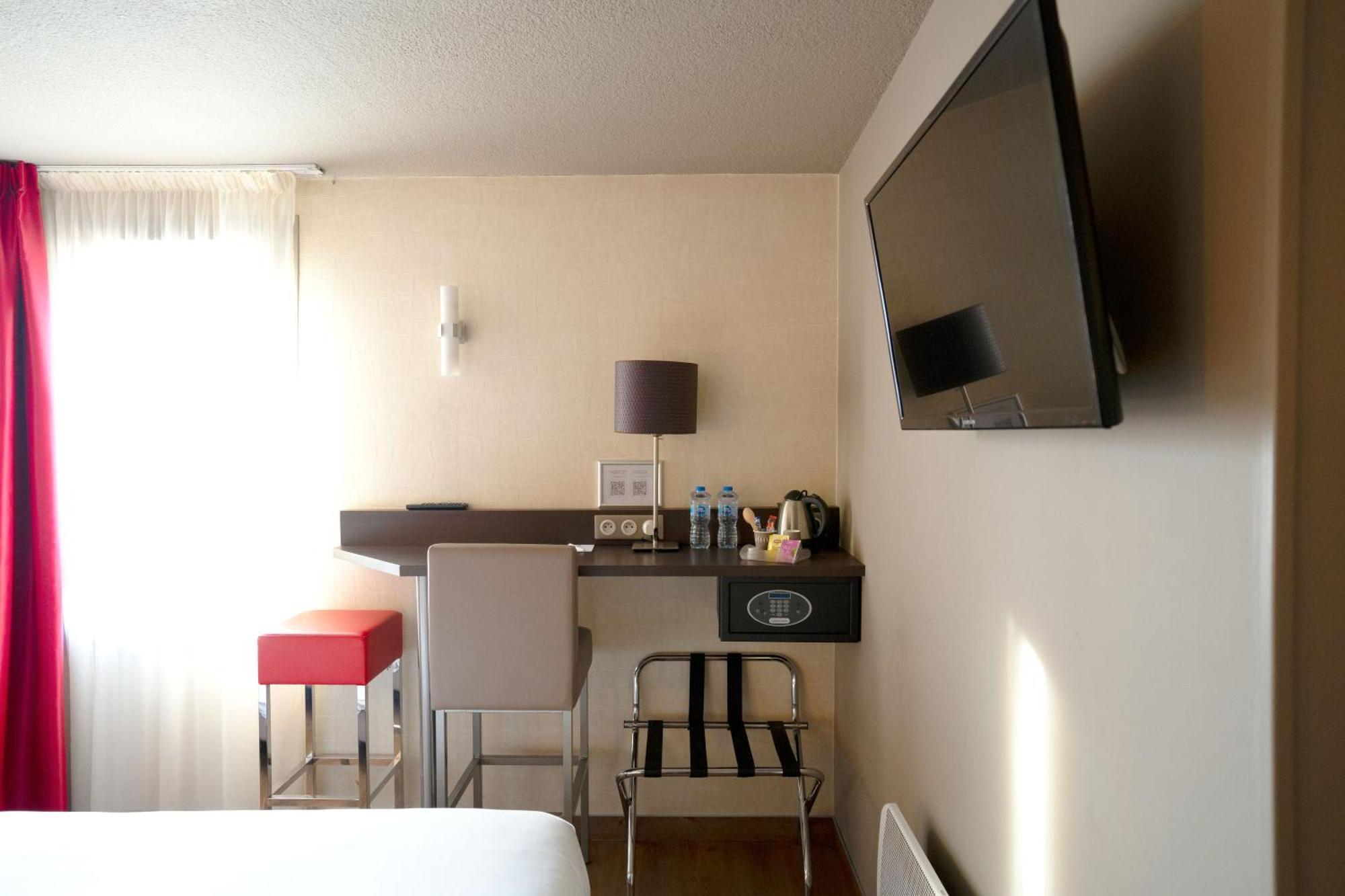 Best Western L'Atelier 117 Мобеж Екстер'єр фото